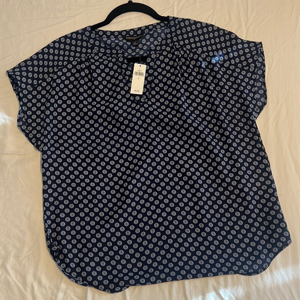 Banana Republic navy blouse